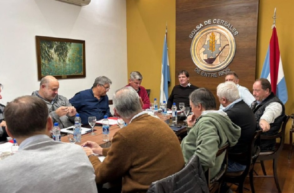 Diego Camuñas asumió como presidente de la Bolsa de Cereales de Entre Ríos - Dos Florines - imagen de origen