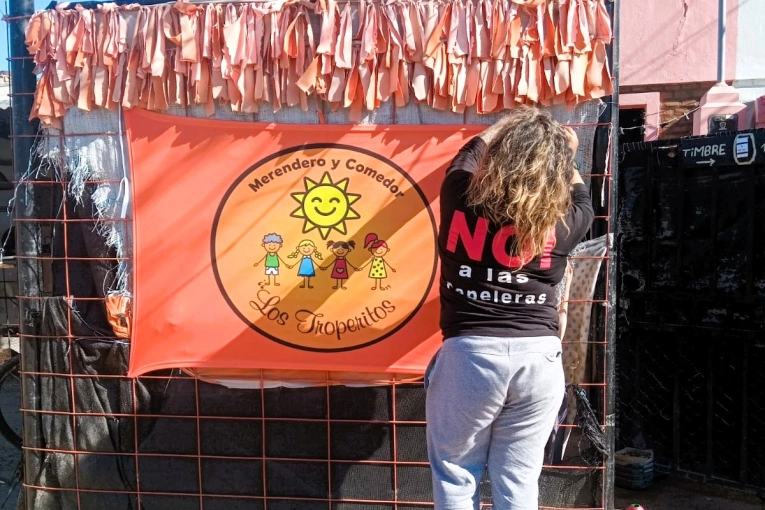 Los Troperitos lanzó una colecta de abrigo y calzados para asistir a familias vulnerables - imagen de origen