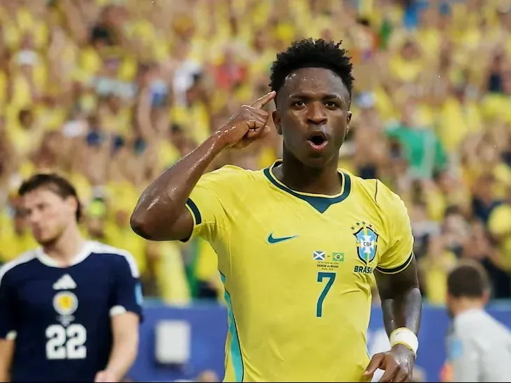 En el regreso de Neymar, Brasil goleó a Escocia y se clasificó como líder del Grupo C - imagen de origen
