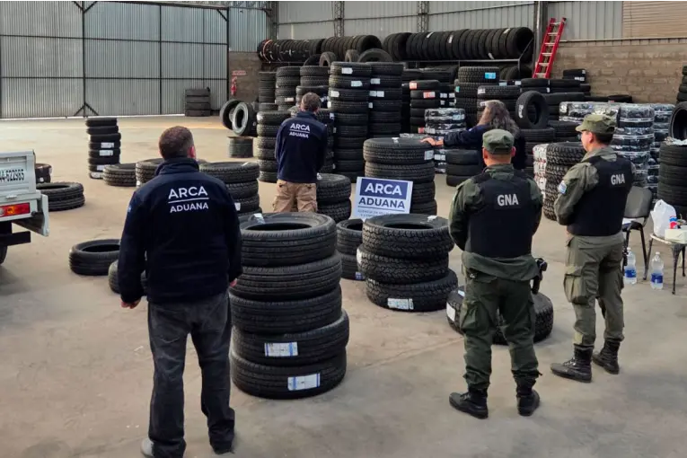 Detuvieron a un entrerriano en una causa por contrabando con bienes por $1.500 millones - imagen de origen