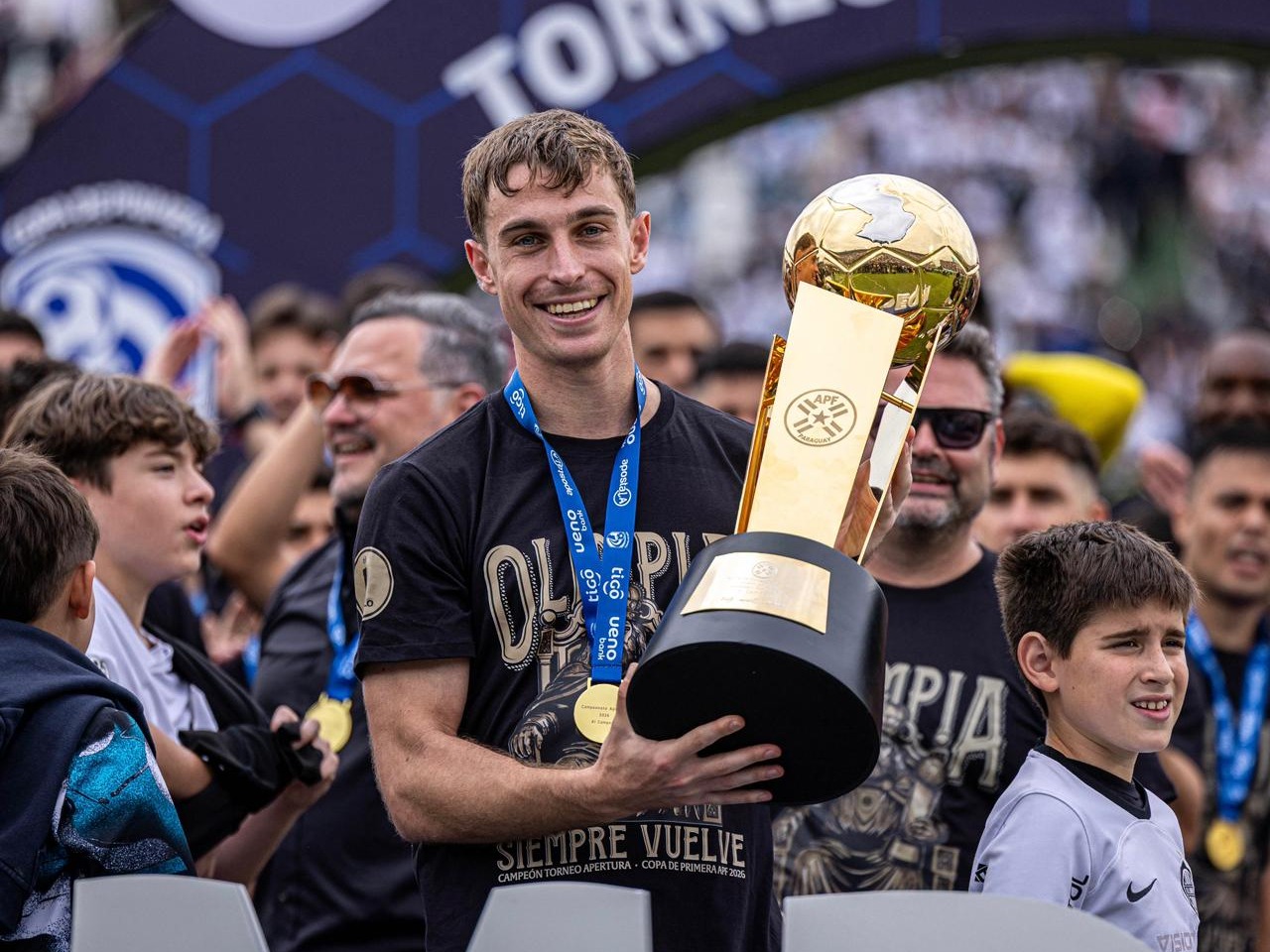 “Sabía que venía a un equipo que apunta a ser campeón”, sostuvo Juanfer Alfaro tras consagrarse con Olimpia - imagen de origen