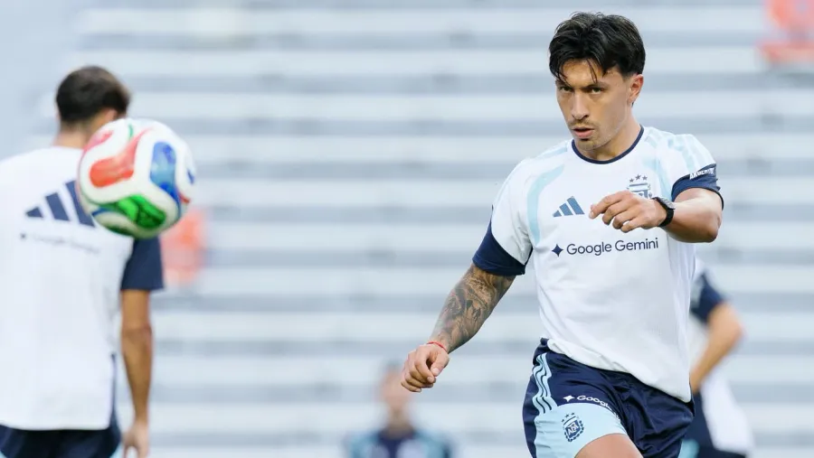 Ante la lesión de Tagliafico, el entrerriano “Licha” Martínez suma chances de ser titular | Análisis - imagen de origen