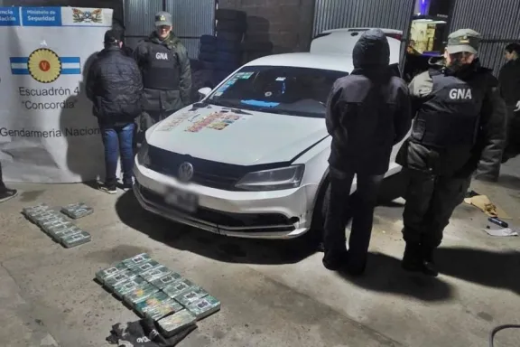 Gracias a una denuncia anónima secuestraron casi 24 kilos de cocaína y hay un concordiense entre los detenidos - imagen de origen