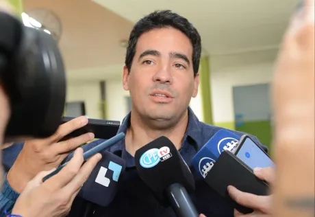 El Gobierno designó a Adrián Ravier como nuevo vocero presidencial - imagen de origen