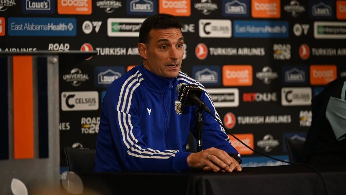 Scaloni reveló cómo están los lesionados de la Selección Argentina y cuándo reemplazará a Balerdi - imagen de origen