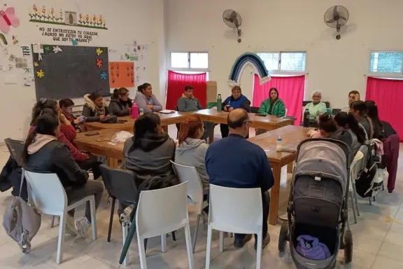 Paraná brinda herramientas a promotores de la salud para abordar los consumos problemáticos - imagen de origen
