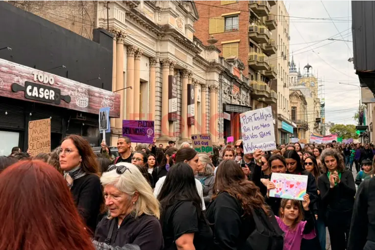 Ni Una Menos: en el documento, se reclamó justicia y políticas contra la violencia de género - imagen de origen