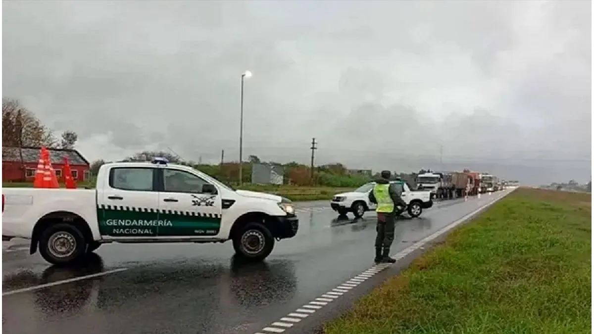 Isla Talavera: cuatro personas murieron en un choque múltiple en la ruta nacional 12 - imagen de origen