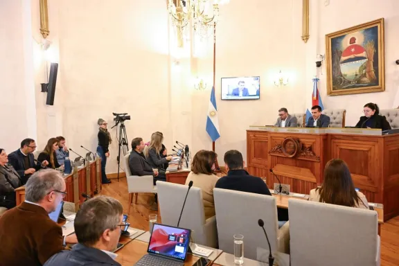 Este viernes el Concejo Deliberante de Paraná tratará la cesión de terrenos para el Paseo de la Soberanía Malvinas - imagen de origen