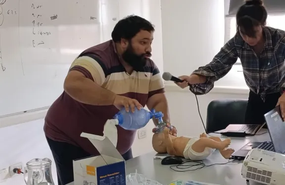 Emergencias Hospitalarias: Capacitaron en cómo atender a pacientes pediátricos - imagen de origen