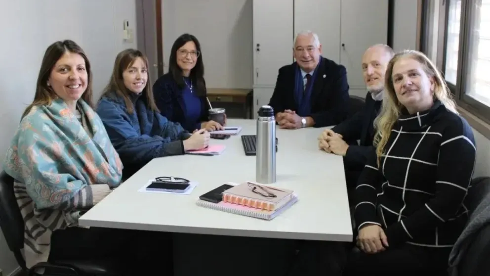 El Ministerio Público de la Defensa y psicólogos buscan mejorar el abordaje de los conflictos familiares - imagen de origen