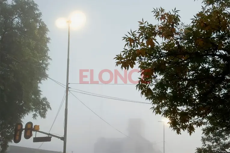 La niebla complica la visibilidad en la mañana de este miércoles en Paraná y la región - imagen de origen