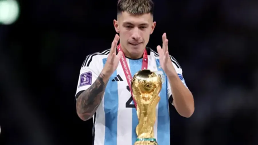 Lisandro Martínez palpitó el Mundial: “Vamos con la mentalidad de que aún no hemos ganado nada” | Análisis - imagen de origen