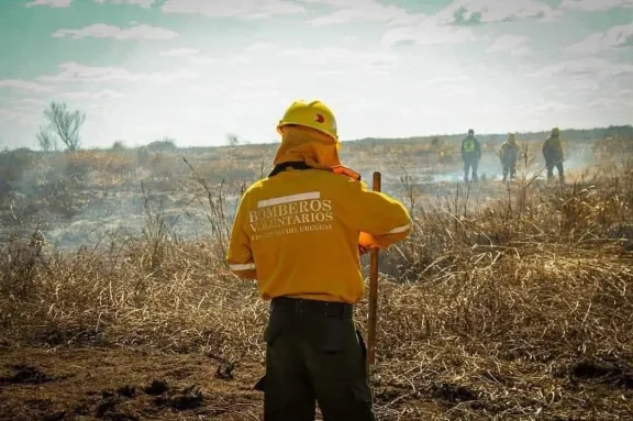 Bomberos sin obra social: piden al Ejecutivo que agilice el acceso a la cobertura de salud - imagen de origen
