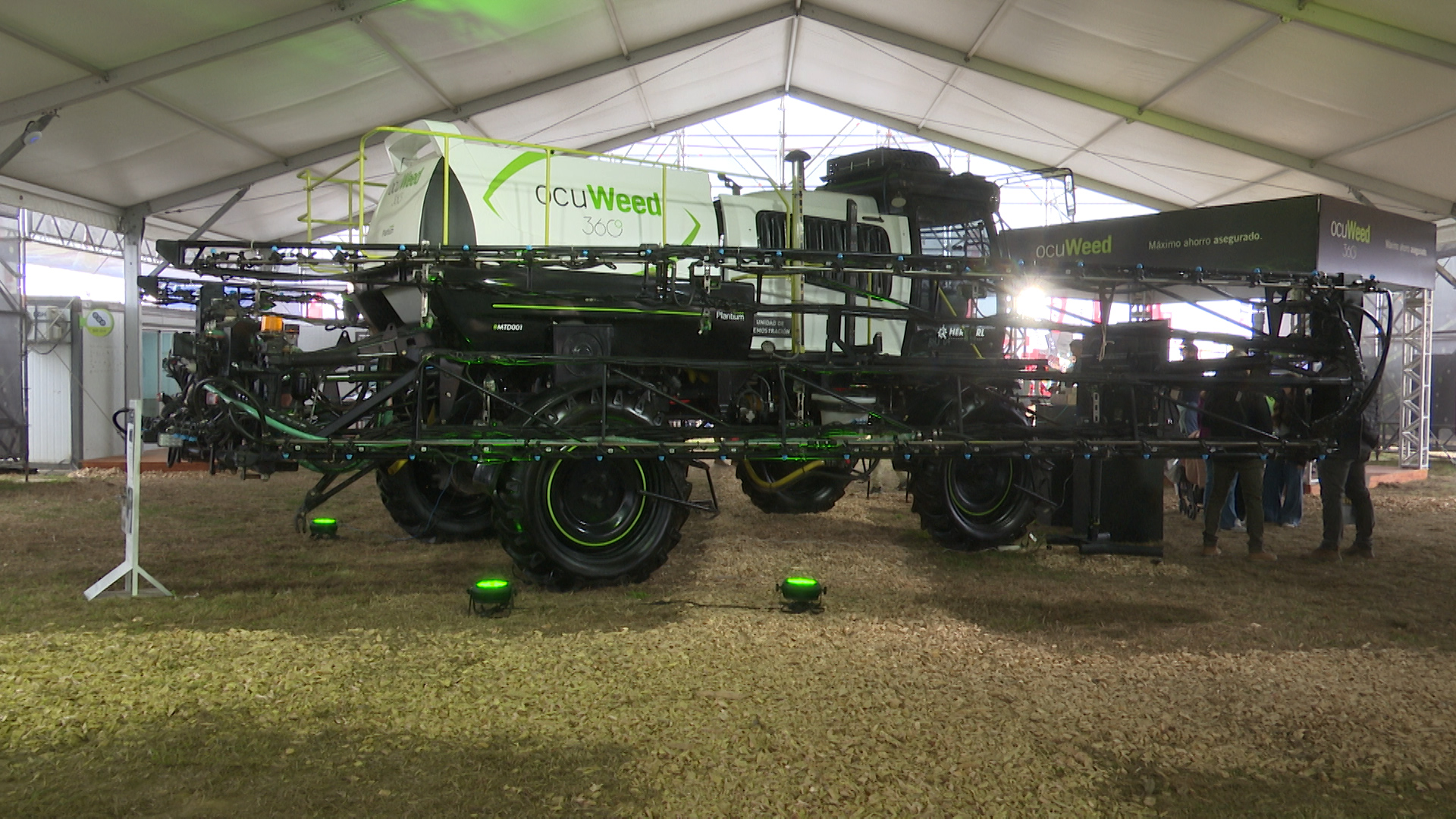 Elesse y Plantium presentaron OcuWeed 360, la pulverizadora selectiva - imagen de origen