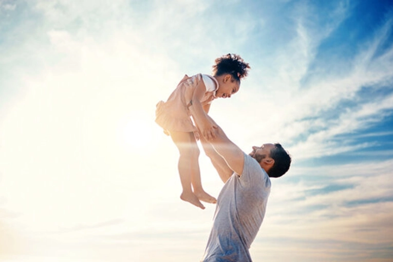 Papá, viejo, tata: distintas formas de nombrar un mismo amor - imagen de origen
