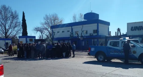 Unión Bat: prohibió el ingreso a los operarios e incumplió la conciliación obligatoria - imagen de origen
