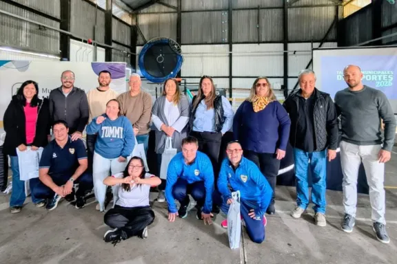 La Provincia reconoció a entrerrianos que competirán en mundiales de deporte adaptado - imagen de origen