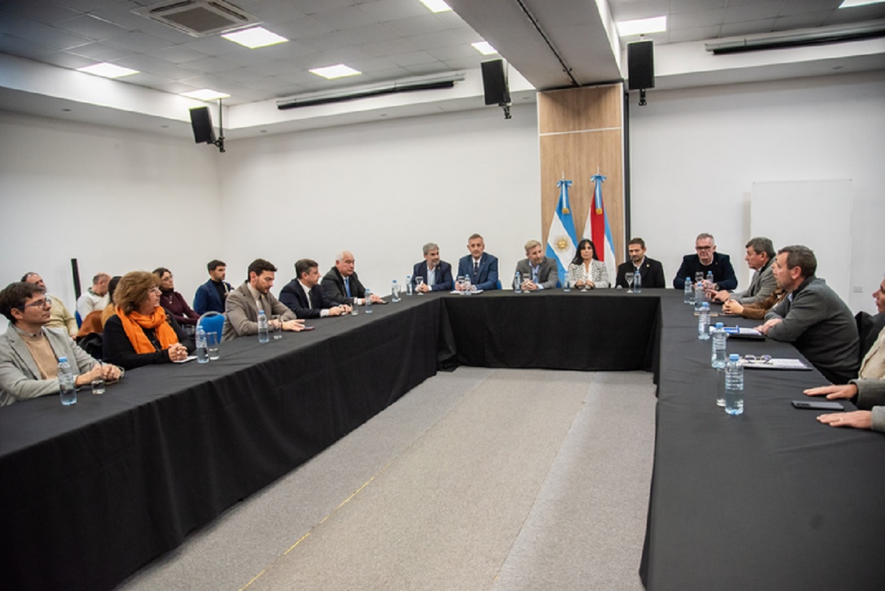 Entre Ríos presentó la Comisión Provincial Interministerial de Salud Mental y Consumos Problemáticos - imagen de origen