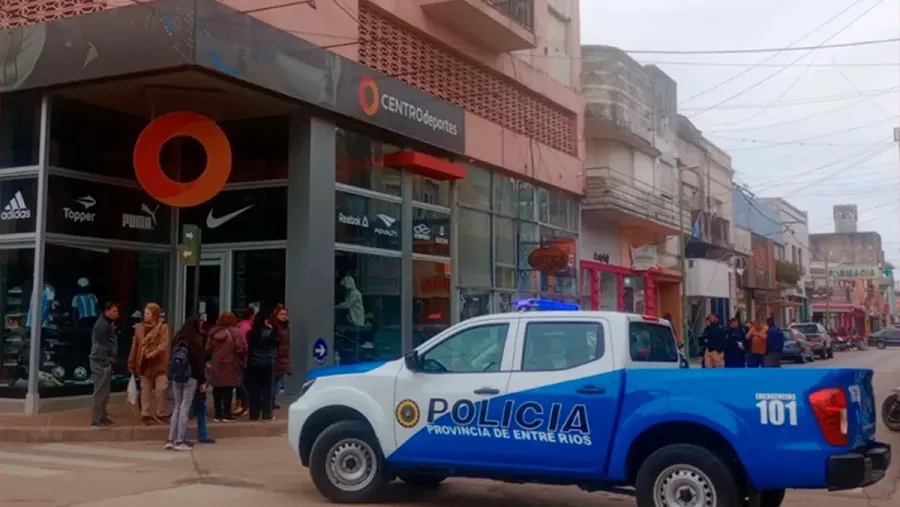 Un adolescente murió tras caer de un edificio en el centro de Gualeguaychú | Análisis - imagen de origen