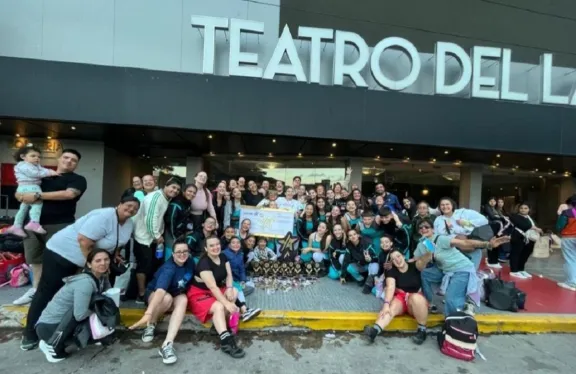 Otra vez tras un sueño: estudiantes de danzas juntan fondos para viajar a Córdoba - imagen de origen