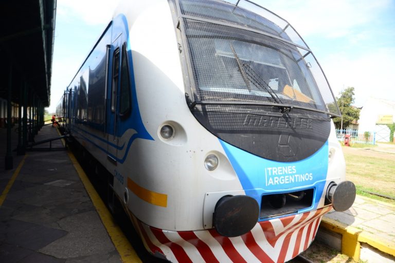 Iniciaron campaña para que vuelva el tren Paraná-La Picada - imagen de origen