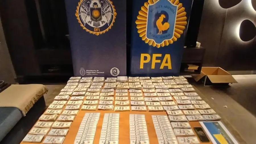 Leal quedó bajo la lupa tras secuestrarle dólares y cocaína - Informe Digital - imagen de origen