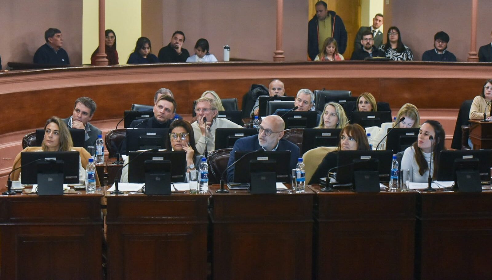 Diputados del PJ reclaman a Frigerio por la demora en la asistencia invernal y por "cantidad insuficiente" de frazadas - imagen de origen