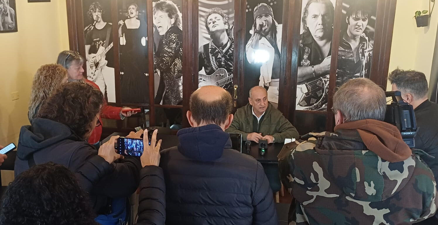 Rossi confirmó que asistirá al Congreso del PJ y mostró respaldos frente al intento de expulsión - imagen de origen