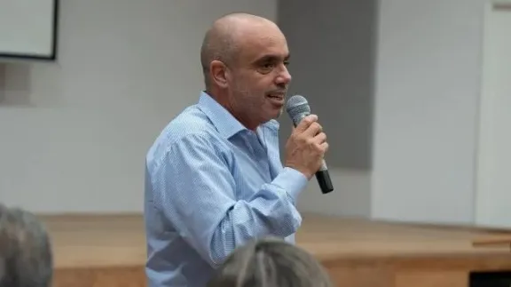 Bagnat expuso ante concejales del JxER los detalles de la reforma jubilatoria - imagen de origen