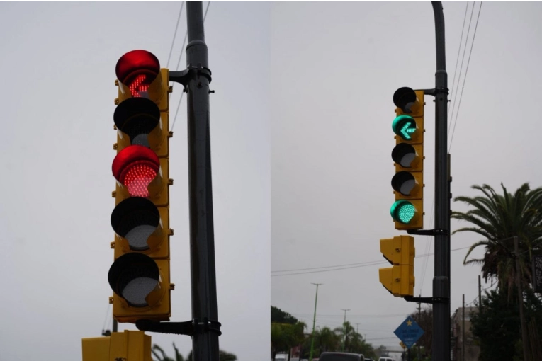 Instalaron un nuevo semáforo en Boulevard Daneri y La Rioja para mejorar la seguridad vial - imagen de origen