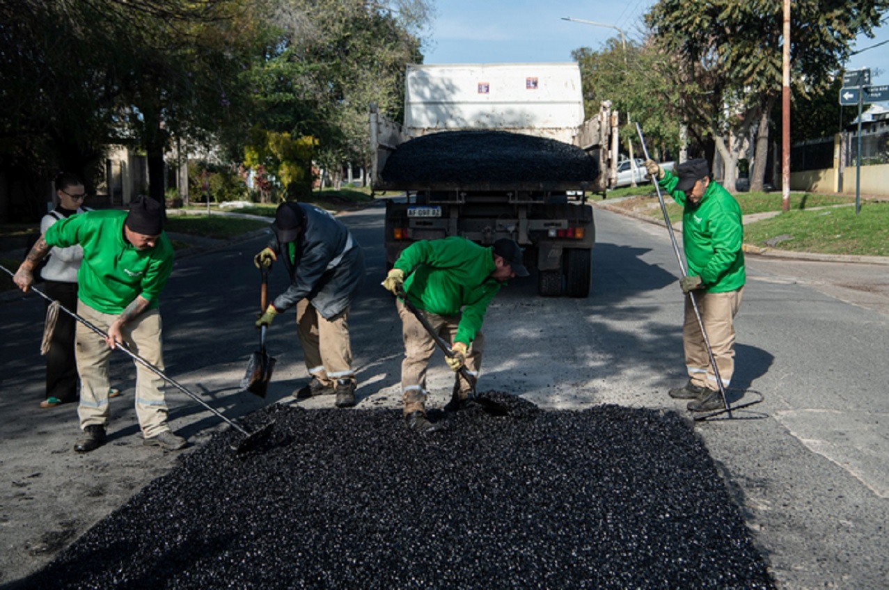 Plan Calle a calle: la Municipalidad intervino con mejoras viales en barrio Santa Lucía - imagen de origen