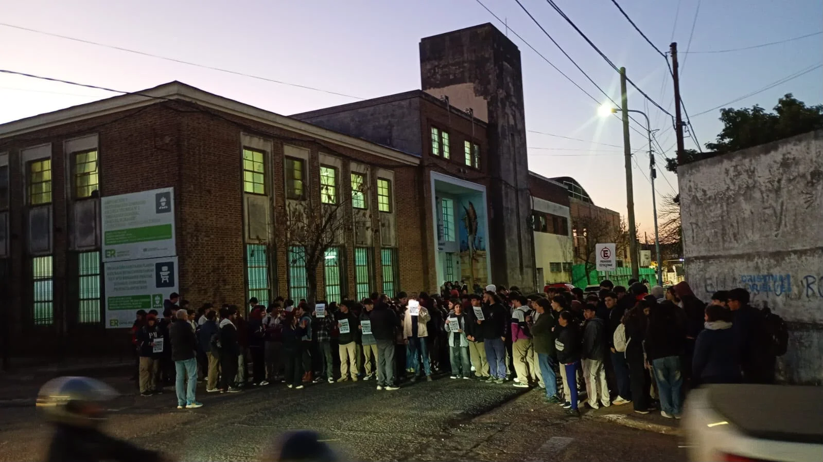 El CGE aprobó la orientación reclamada por los estudiantes de la Técnica N° 1 de Concordia - imagen de origen