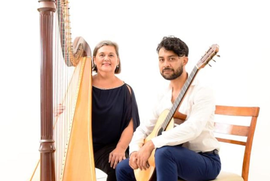 Dúo Scordatura Aurea. Marcela Méndez, Arpa - César Farías Huenuqueo, Guitarra - imagen de origen