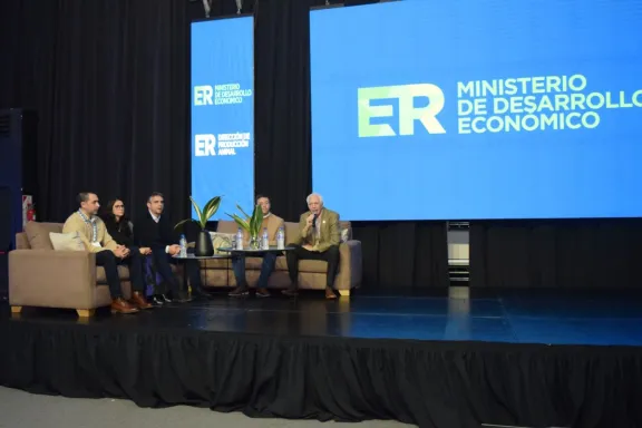 Paraná fue sede de un encuentro sobre Establecimientos Pecuarios de Engorde en Entre Ríos - imagen de origen