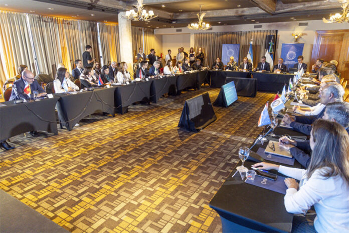Bariloche fue sede de una reunión clave para la agenda internacional argentina - imagen de origen