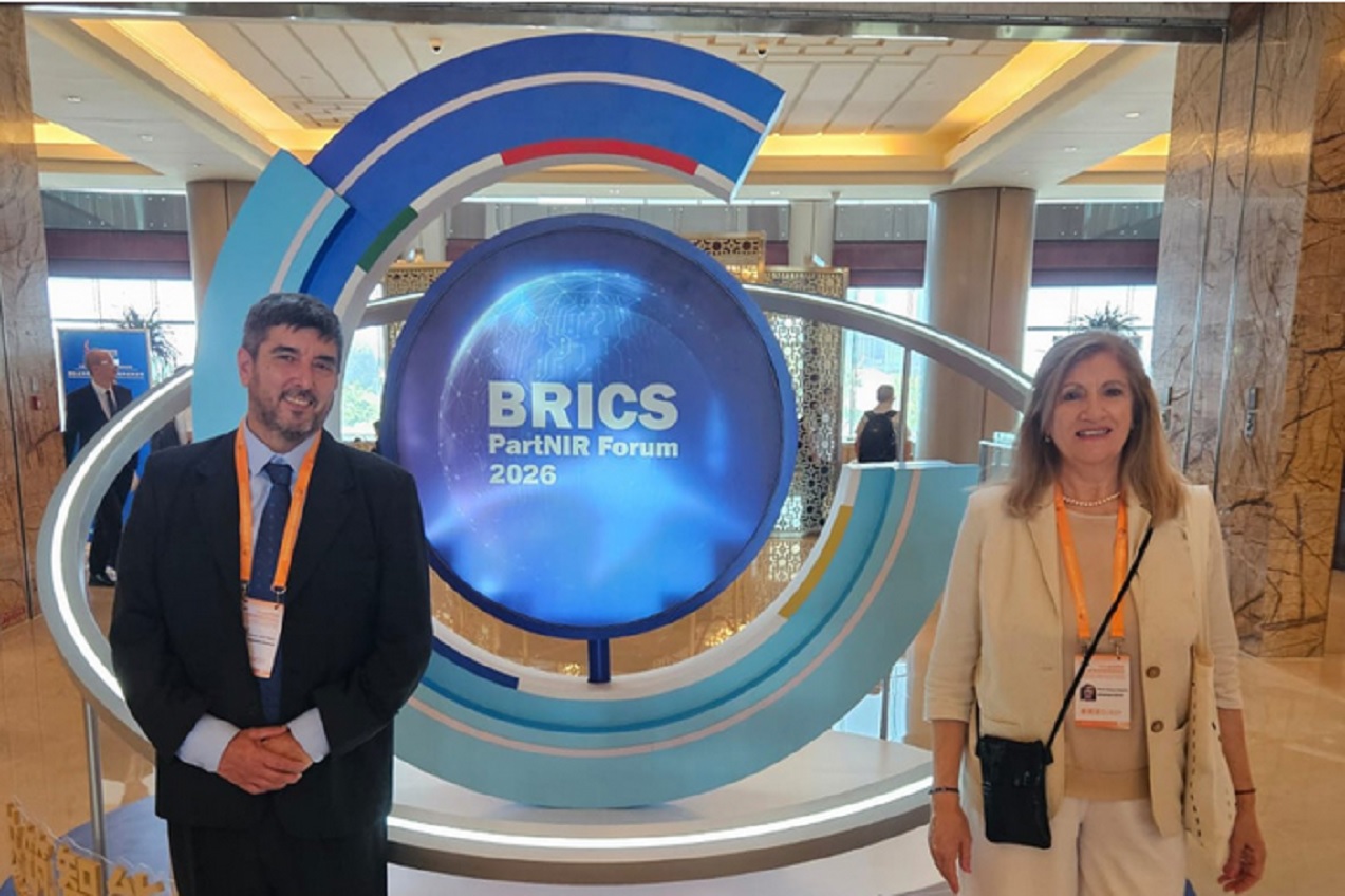 Misión comercial en China: Romero participa de foros BRICS sobre innovación, industria y energías renovables - imagen de origen