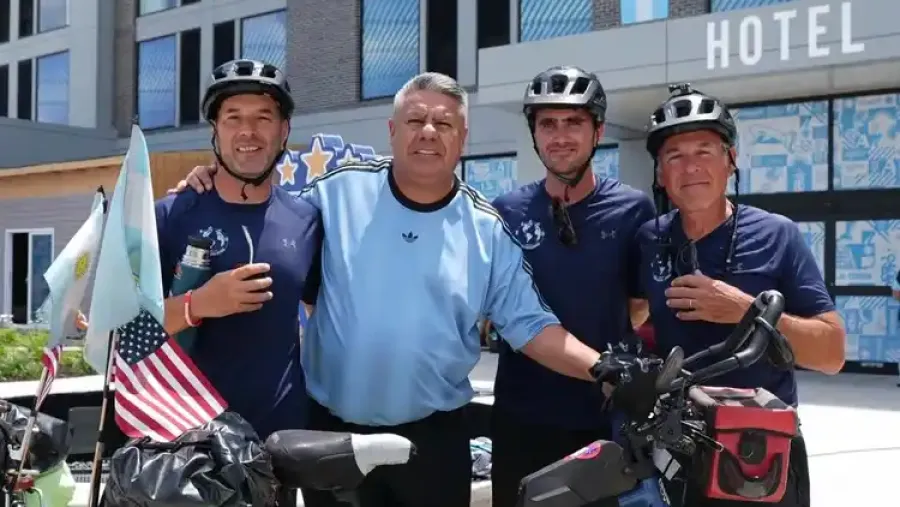 “Chiqui” Tapia destacó a los entrerrianos que llegaron en bicicleta a Estados Unidos | Análisis - imagen de origen