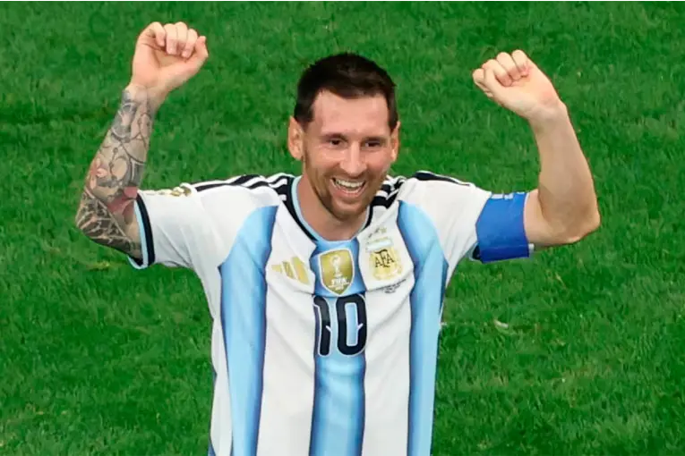 Lionel Messi celebró el triunfo ante Austria y prometió más alegrías para la gente: "Estoy muy feliz" - imagen de origen