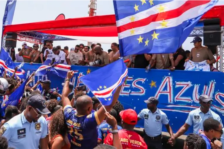 Emotivo recibimiento a la selección de Cabo Verde tras su histórica participación en el Mundial 2026 - imagen de origen