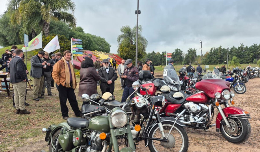 Colón vivió una nueva edición del Distinguished Gentleman’s Ride con más de 200 riders de Argentina y Uruguay - imagen de origen