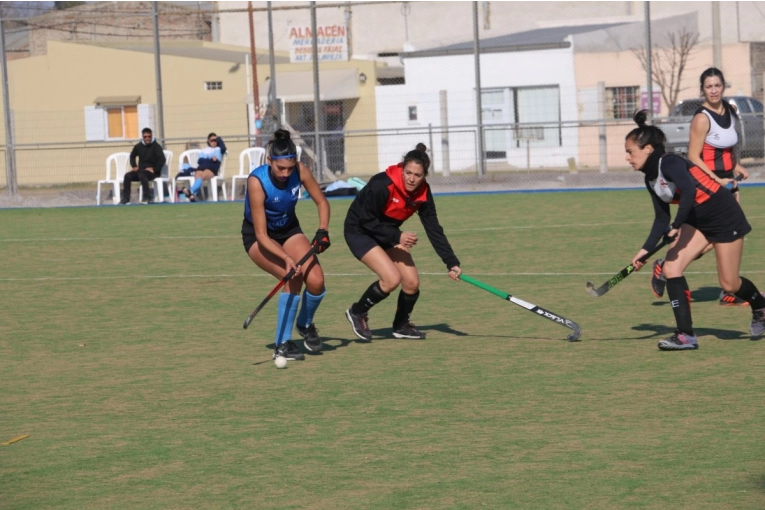 El hockey local tendrá una nueva jornada de competencia en el Polideportivo Norte - imagen de origen