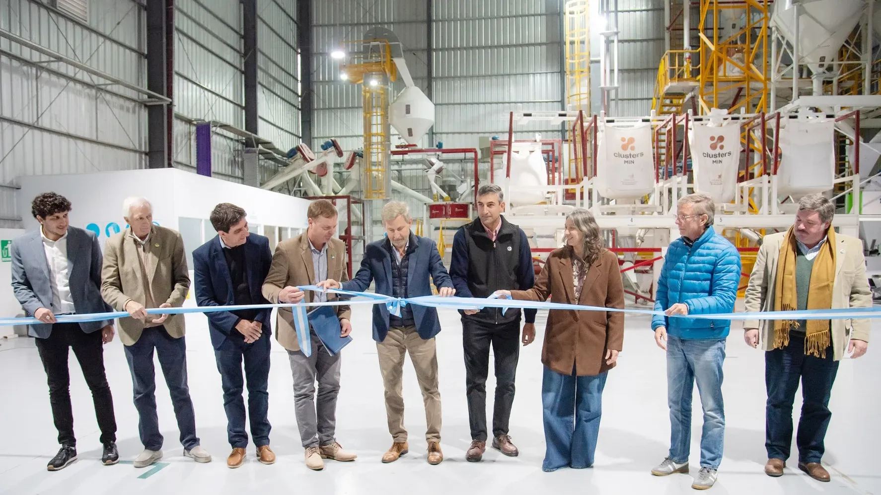 Frigerio inauguró una planta de alimentos balanceados en Hasenkamp que adhirió al RINI - imagen de origen