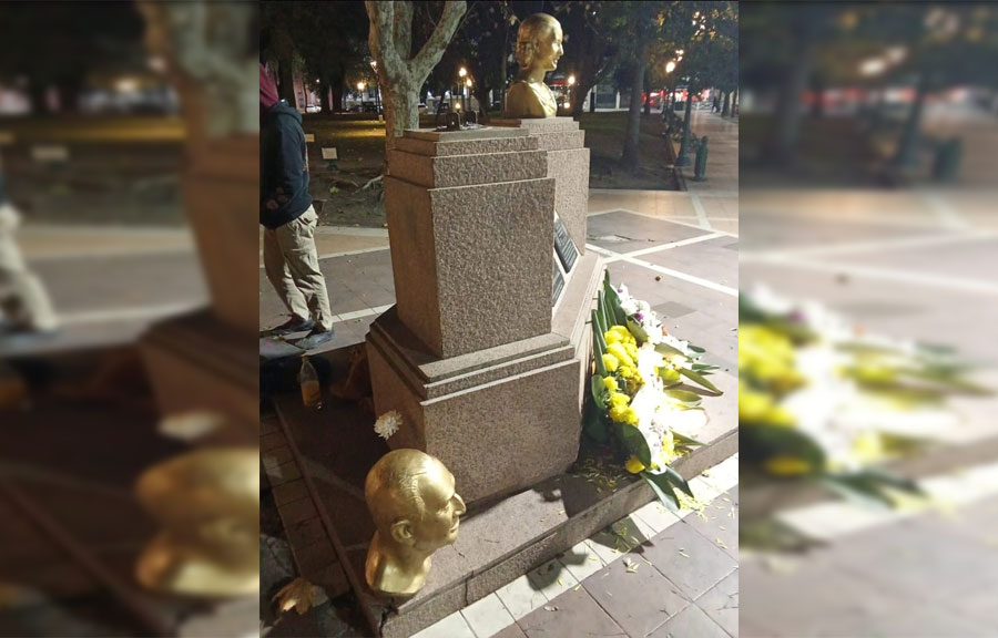 Voltearon el busto del General Perón - imagen de origen
