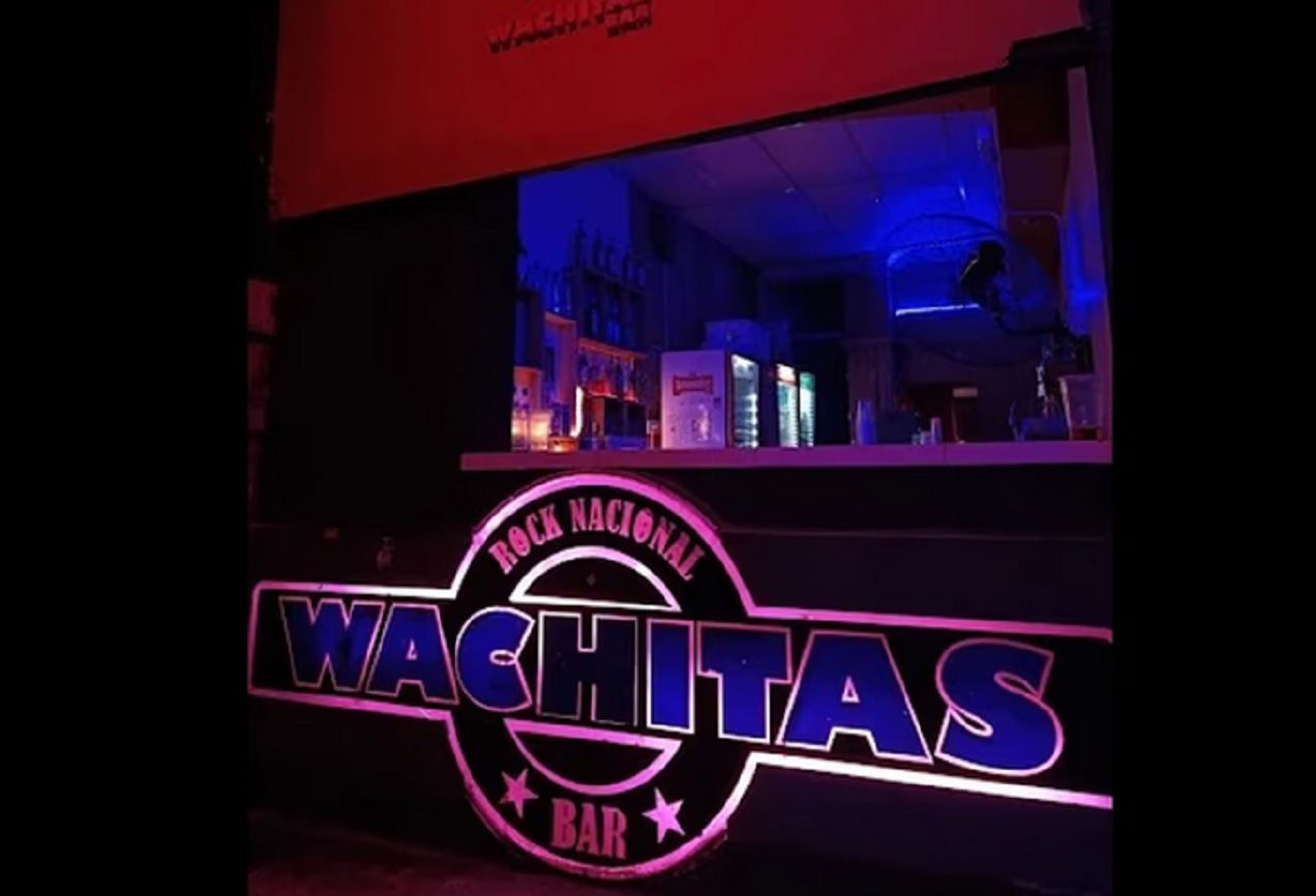 Revocaron de forma definitiva la habilitación del bar Wachitas tras el escándalo en el caso Agostina Vega - imagen de origen