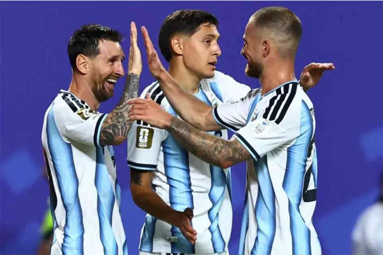 Argentina enfrenta a Austria en una fecha decisiva para la clasificación en el Mundial - imagen de origen