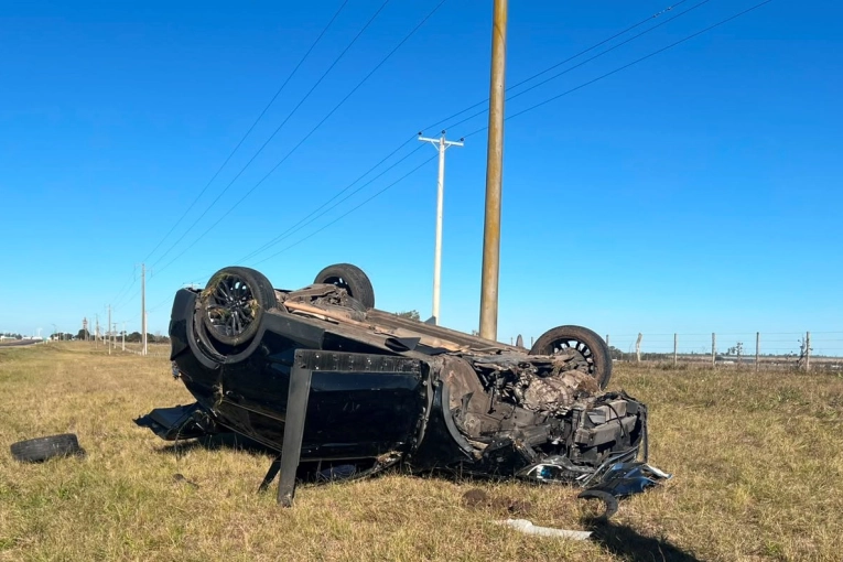 Joven conductor uruguayo, lesionado por vuelco en Ruta 20 - imagen de origen