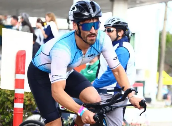 Ironman de Florianópolis: Gonzalo Acosta fue el mejor de los diez atletas locales - imagen de origen