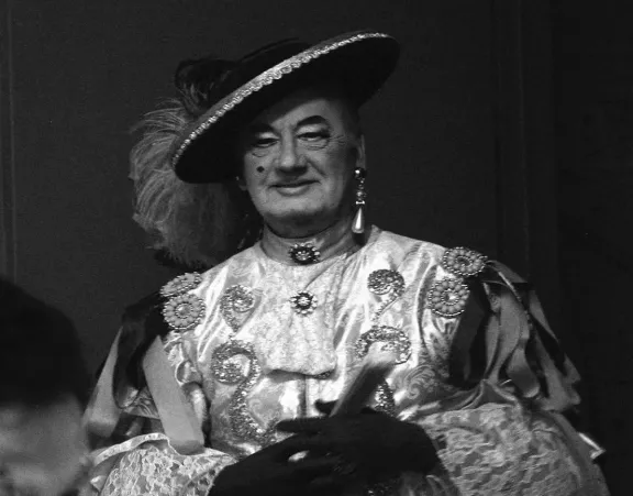 El carnaval despide a Juancho Martínez: "Hoy comenzó su desfile a la eternidad" - imagen de origen