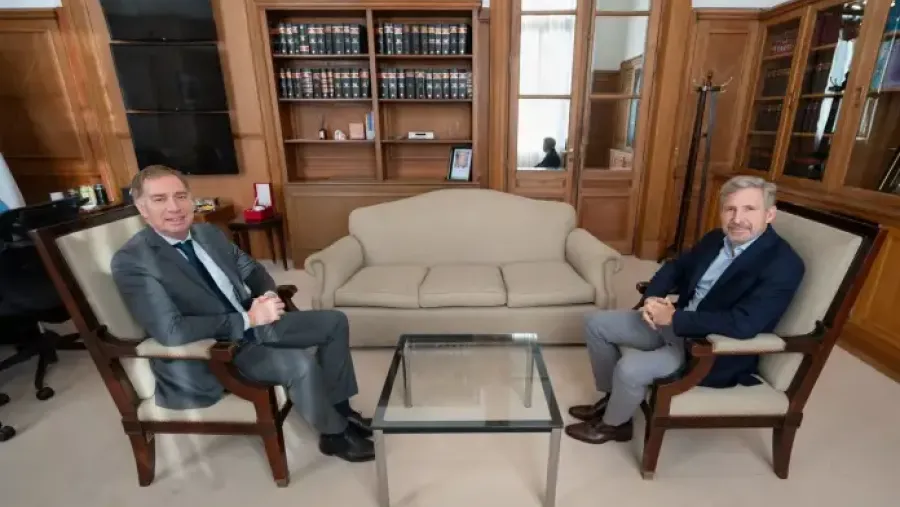 Santilli se reunió con Frigerio : analizaron obras, energía, Caja de Jubilaciones y reforma electoral | Análisis - imagen de origen